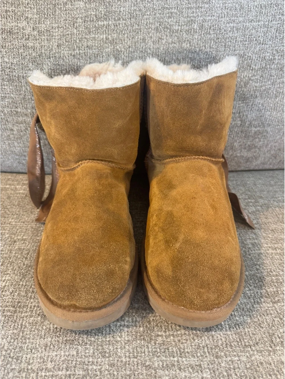 UGG Mini Bailey Bow II Shimmer Chestnut Suede Boots Size 9